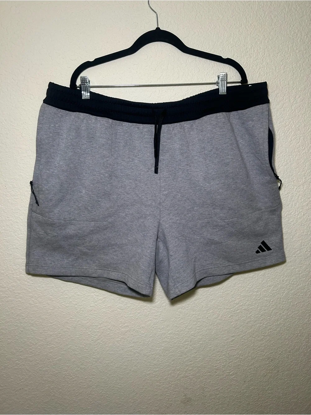 Adidas Men’s Gray Athletic Shorts Black Waistband 2XL Comfort Lounge Relaxed